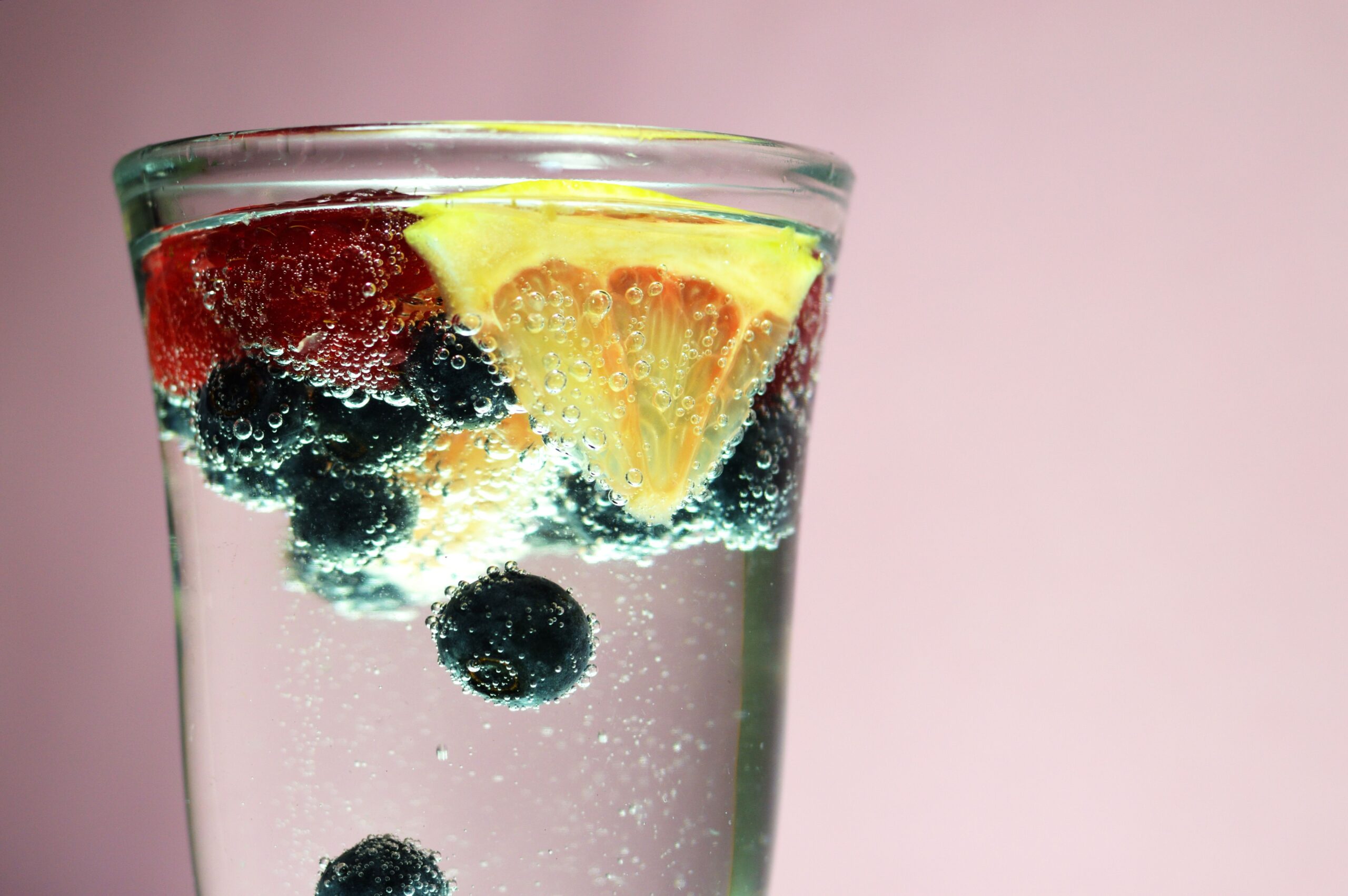 Detox Drinks That Promote Clarity of Pimples and Acne